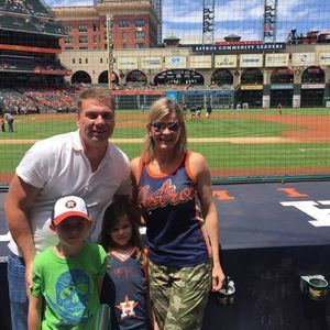 Meet your Posher, Abigail